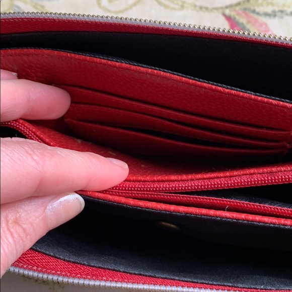 Clutch/wristlet/wallet - Picture 3 of 5